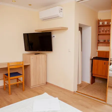 Vidakovics Panzio B&B