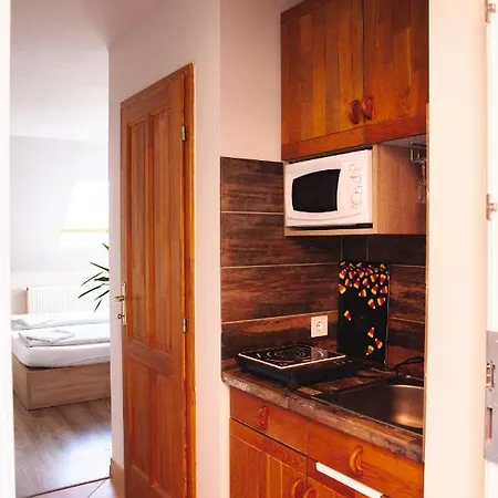 King Arthur Panzio Bed & Breakfast *